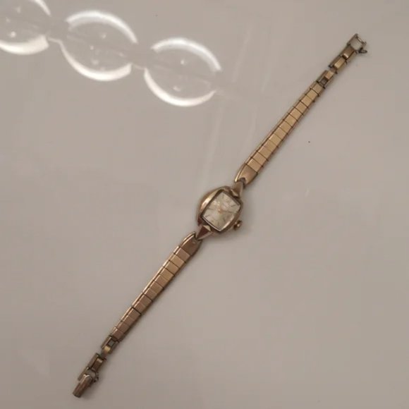 Vintage Bulova Manual Watch main image 5